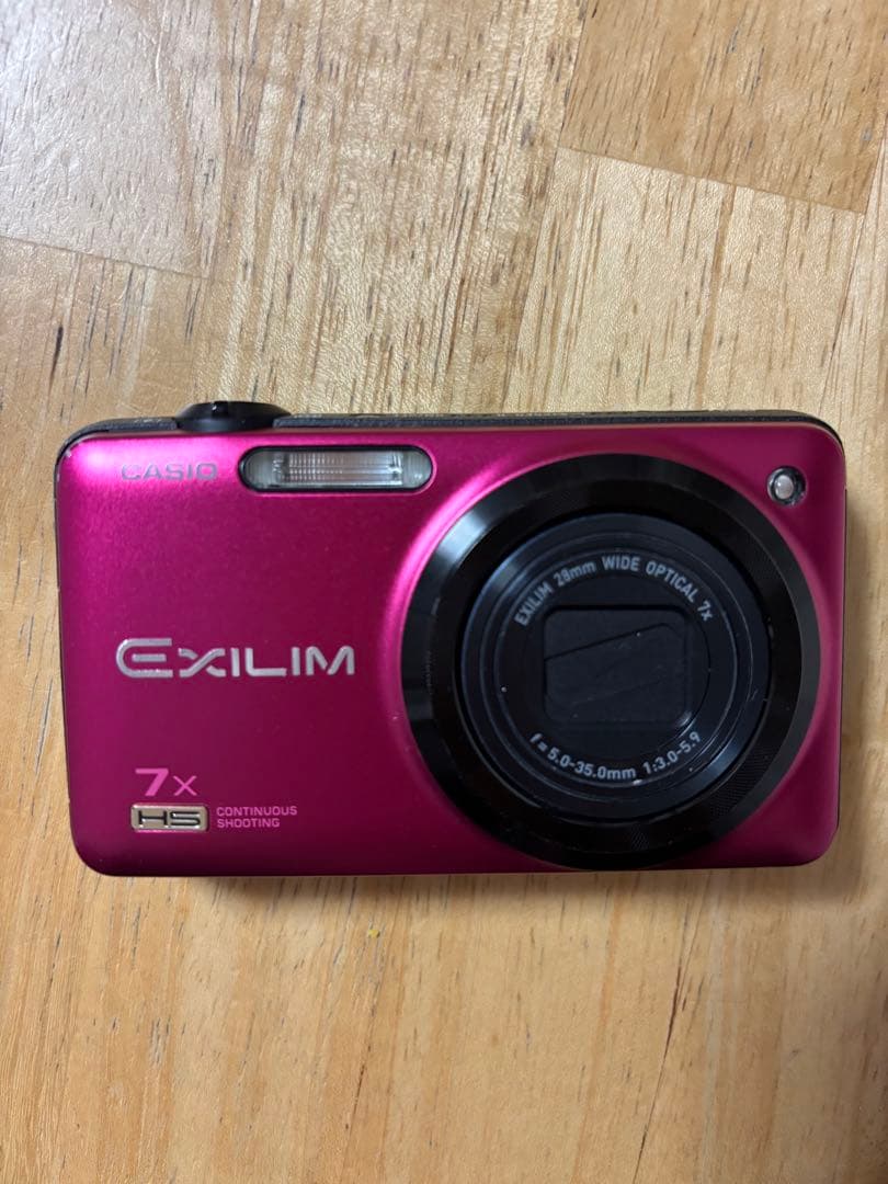 デジカメ　カシオ　exzr15 ジャンク品
