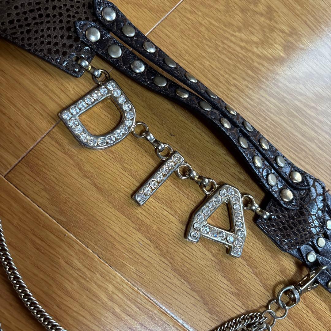 d.i.a スターバックルベルト