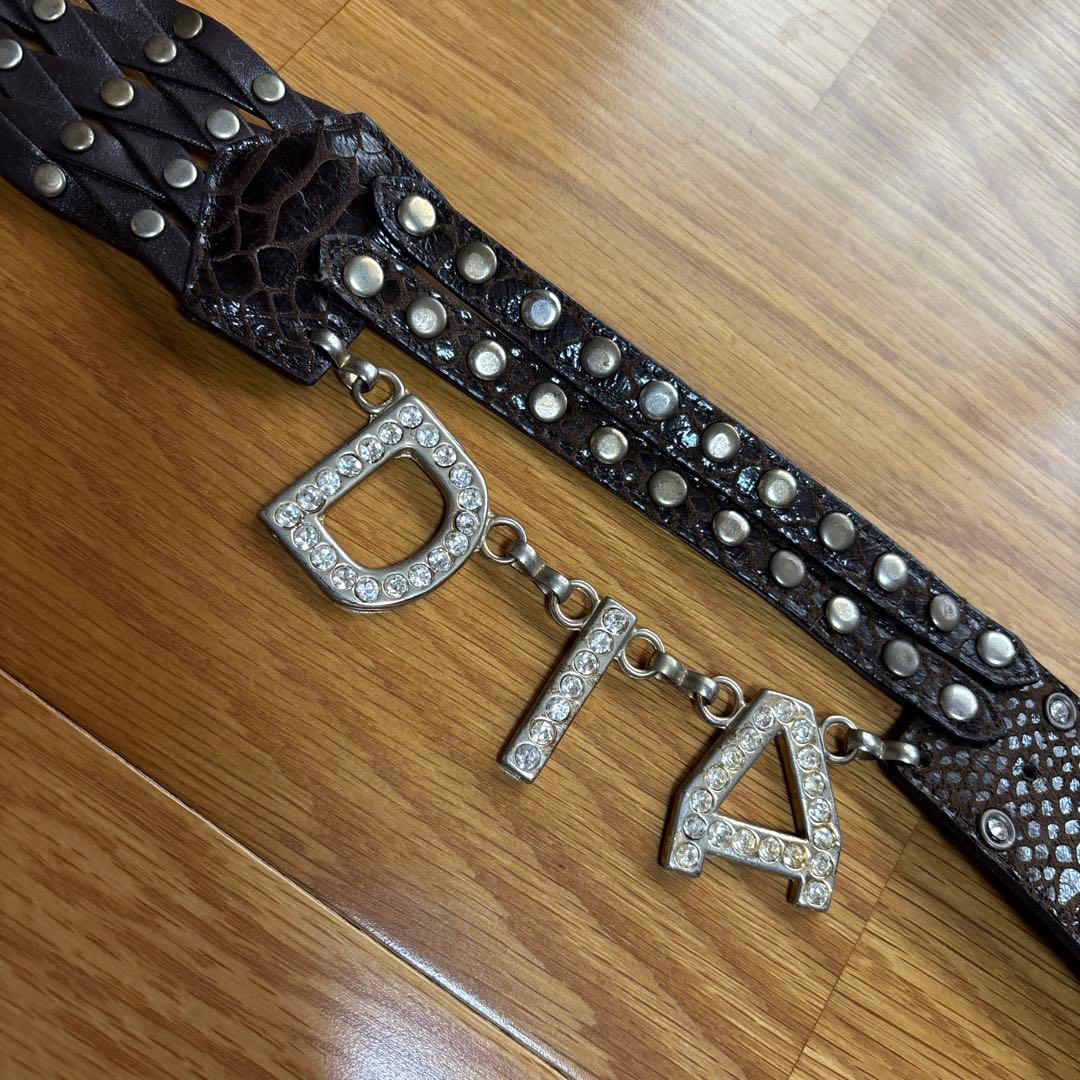 d.i.a スターバックルベルト