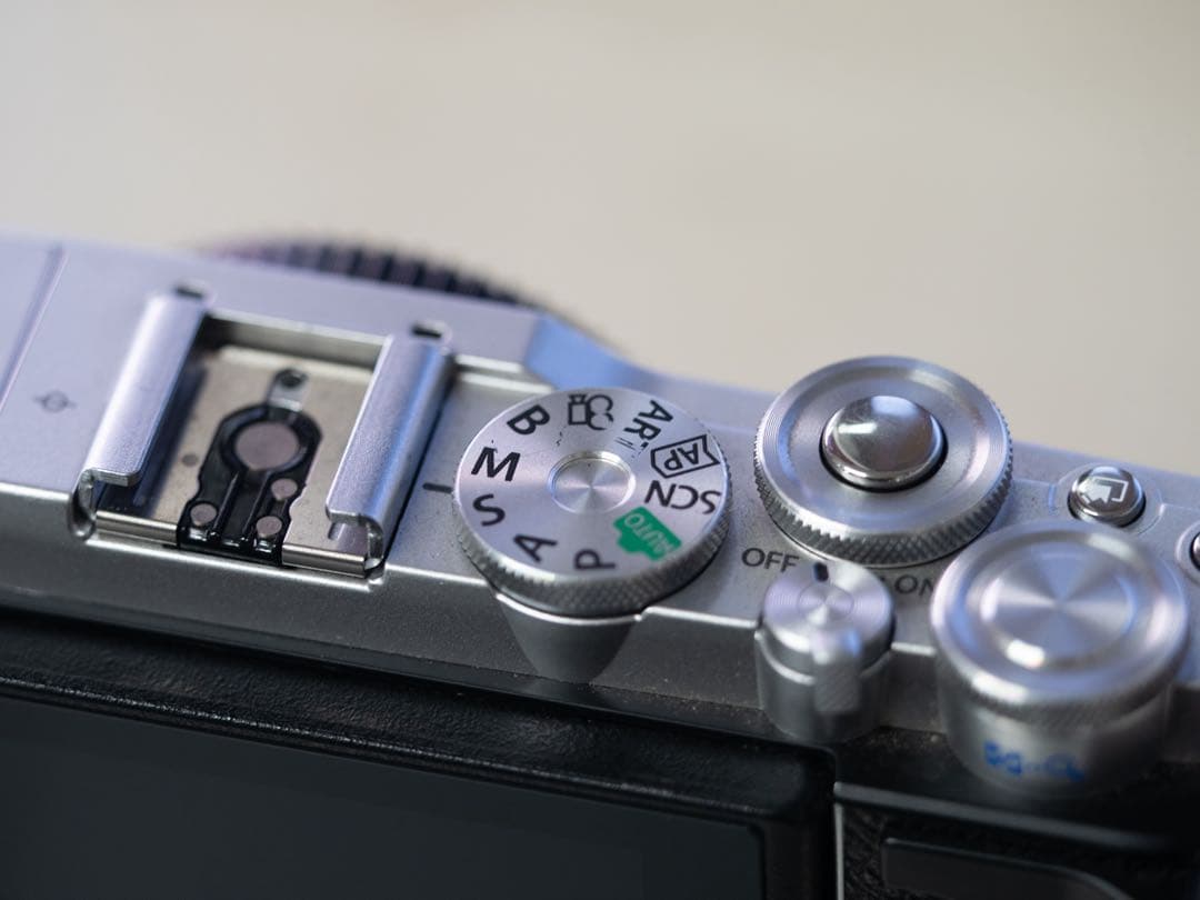 【当日発送】OLYMPUS PEN EP7 ミラーレス一眼 マイクロフォーサーズ