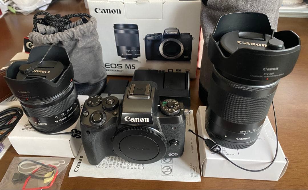 ★美品キャノンミラーレスカメラCANON EOS M5 ダブルレンズフルセット★
