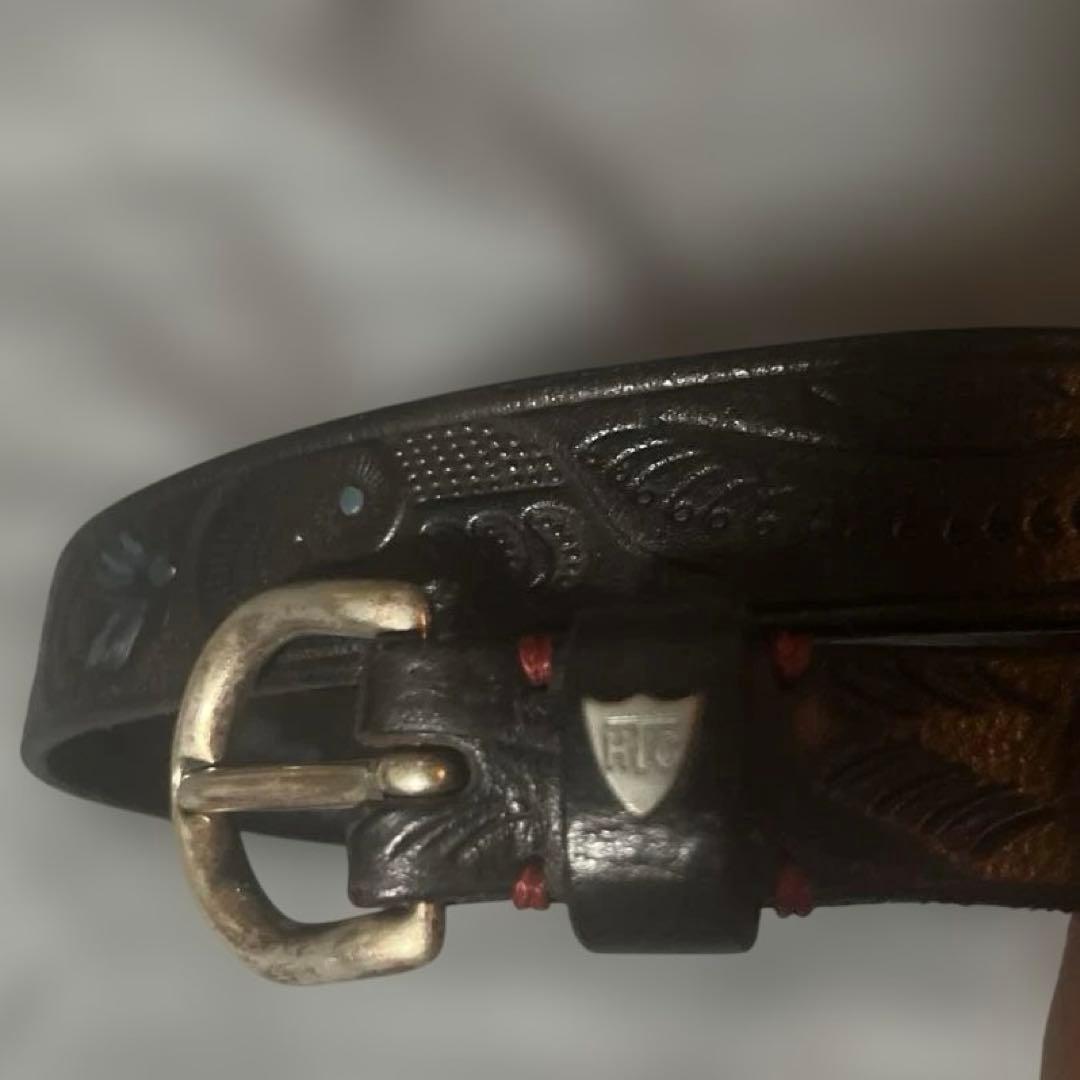 HTC スタッズ付きブラックレザーベルト