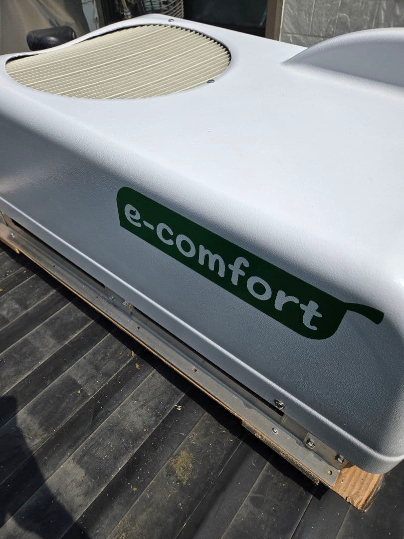 e-comfort エアコン室外機 ホワイト