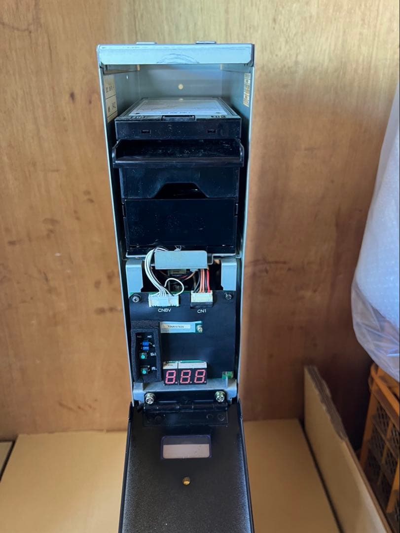 廉価版　両替機　1000円→100円×10枚　グローリー　改良品　領収書OK