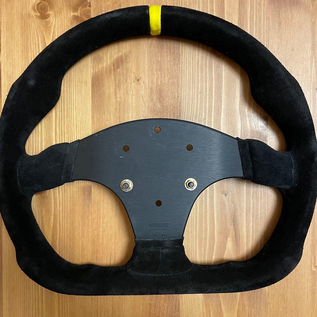 MOMO (モモ) 競技専用ステアリングホイール　 Dシェイプ　ステアリング