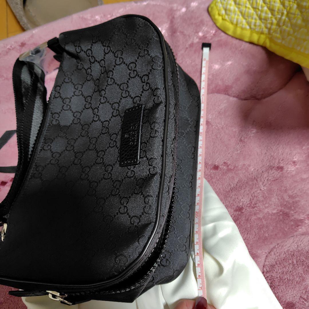 ちびGUCCI新品ボディバッグ