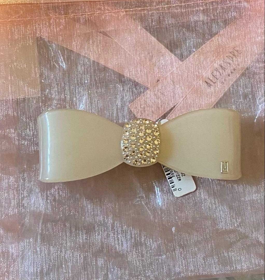 アレクサンドルドゥパリ　リボンバレッタ　キティバレッタ　ライトベージュ