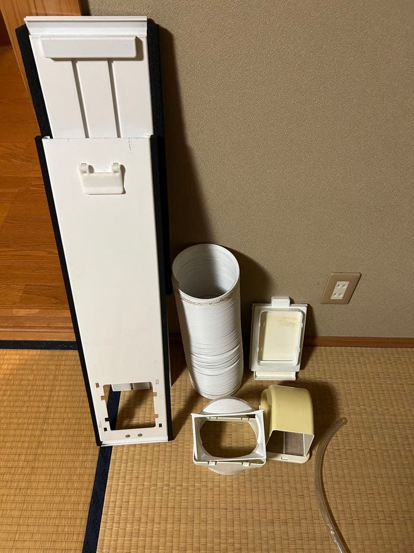 ポータブルエアコン ホワイト　IPA-2203G