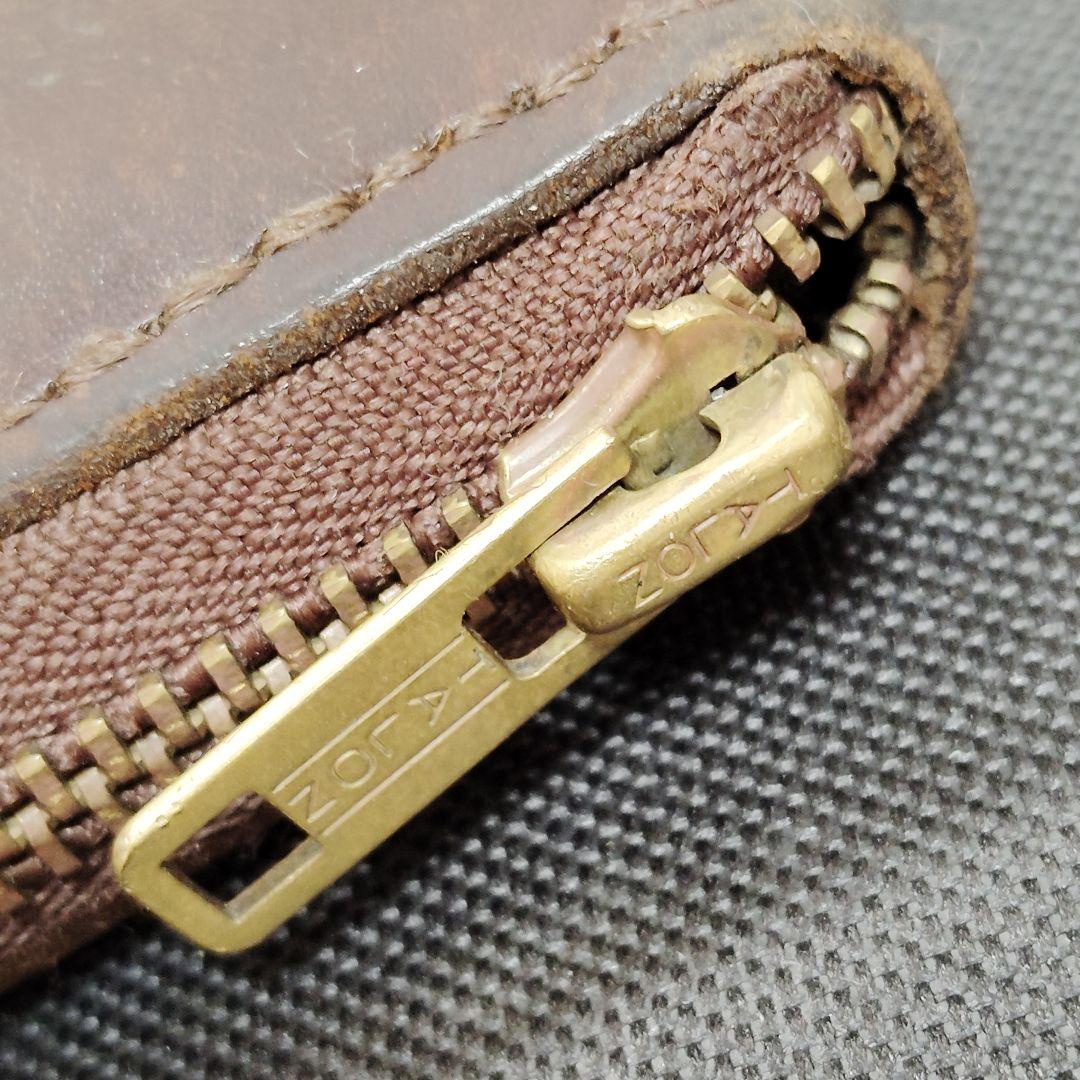 HTC　スターバースト スタッズ ウォレット　ラウンド ファスナー