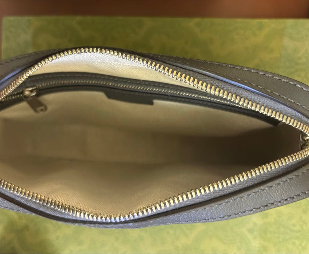 【大幅値下げ】GG メッセンジャー&クロスボディバッグ