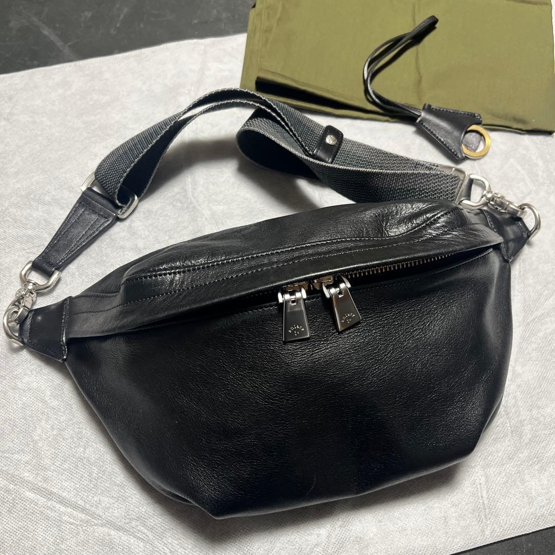 aniary アニアリ アンティークレザー ボディバッグ ブラック