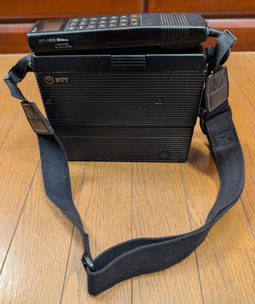 レトロTZ-803型　自動車電話機