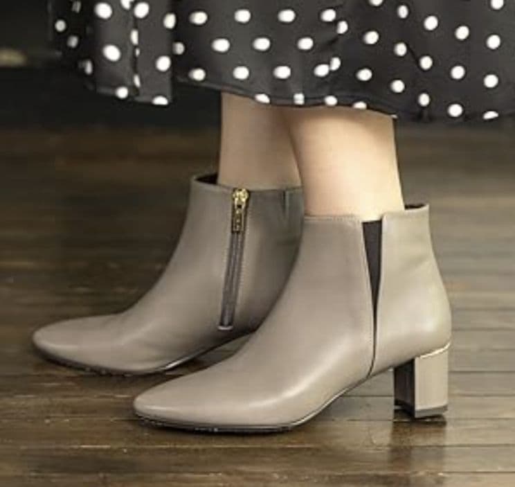 ☆美品☆卑弥呼　Vラインサイドゴアブーツ 24.5cm