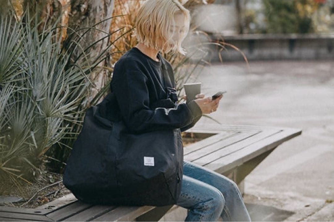 BRIEFING SOLSO メッセンジャーバッグ