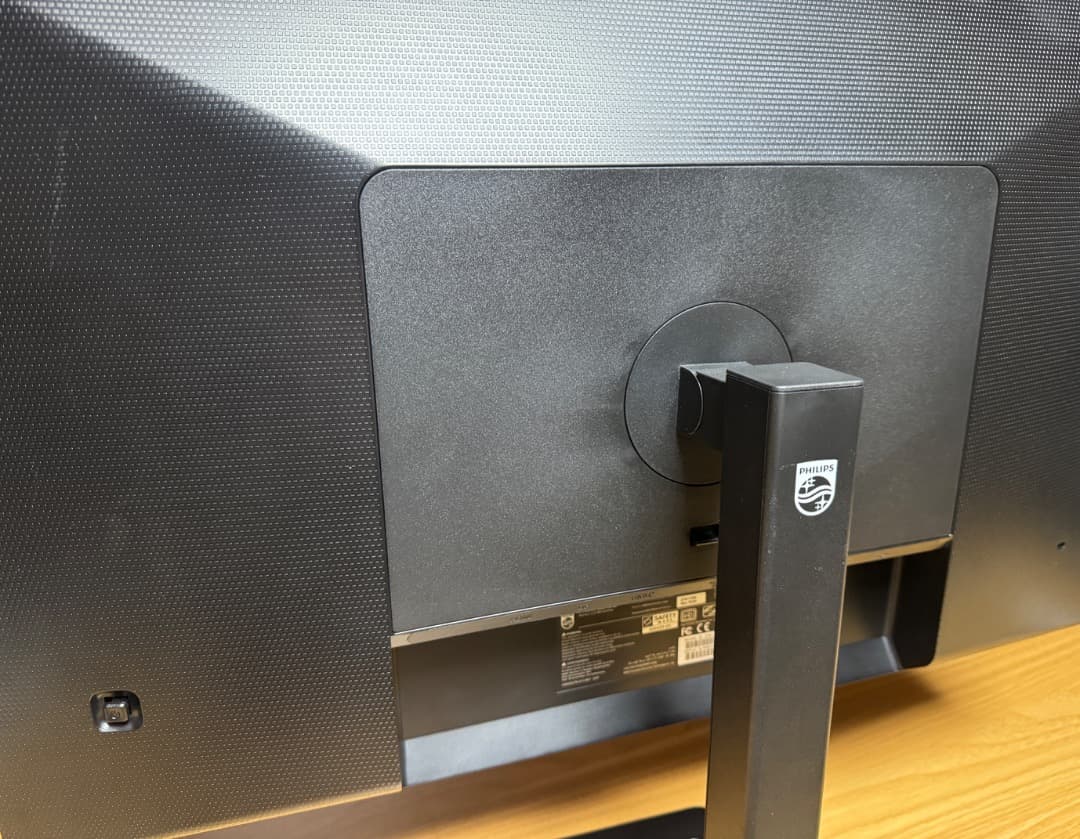 PHILIPS フィリップス 27E1N5900E 27インチ 4K モニター