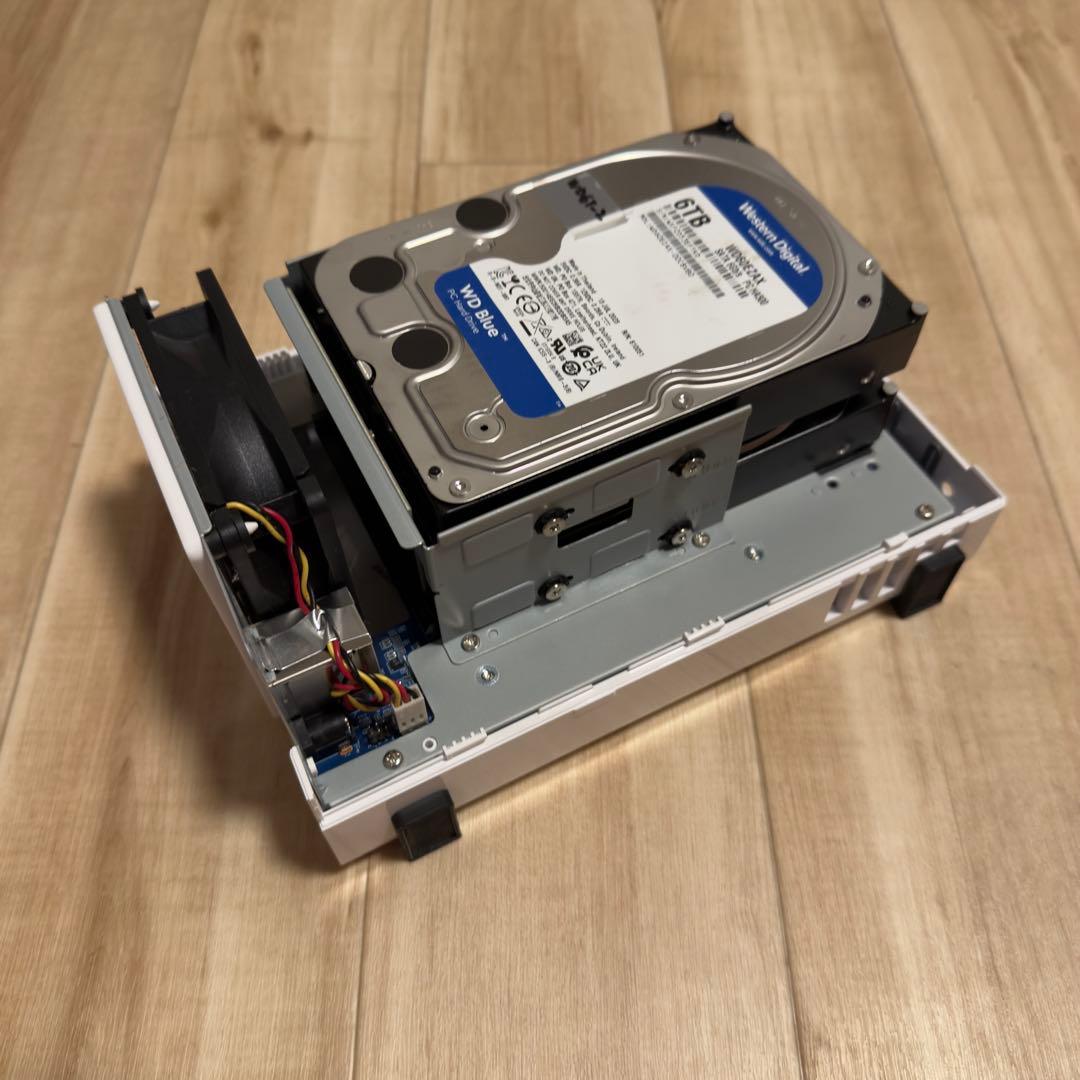 HDD 6TB 2台付属　Synology NAS 2ベイ DS223j