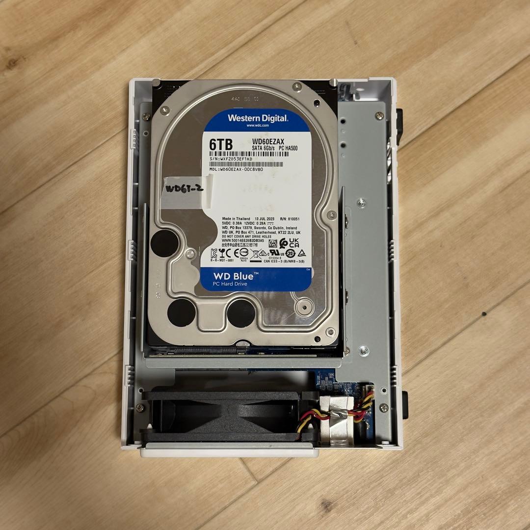 HDD 6TB 2台付属　Synology NAS 2ベイ DS223j