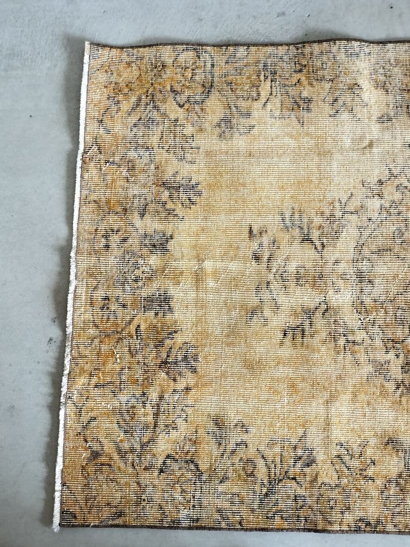 大きめ/シャビーイエローのオーバーダイヴィンテージラグ石田ゆり子さんNo.672