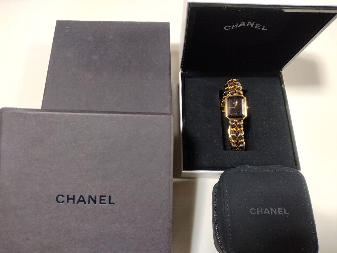 CHANEL クォーツ腕時計 ブラック/ゴールド　サイズM　プルミエール　保証書