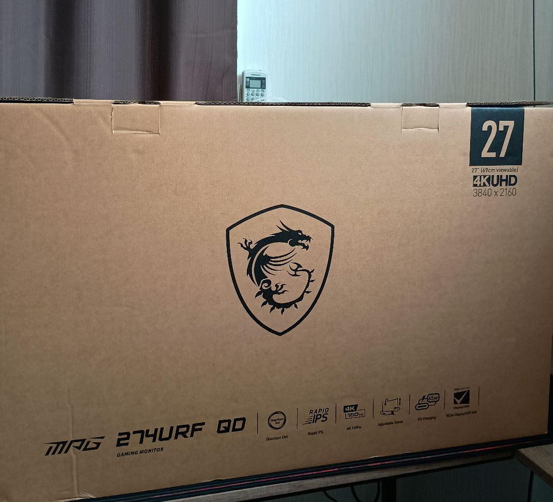 MSI MPG-274URF-QD 27インチ 4K ゲーミングモニター
