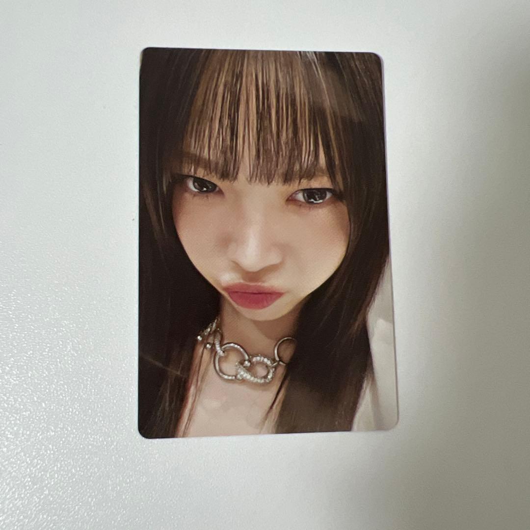 LE SSERAFIM hello82 ウンチェ