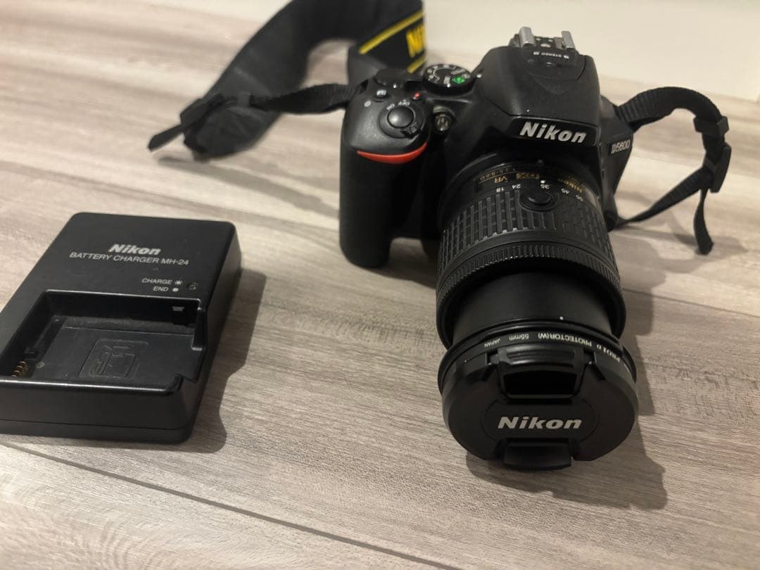 Nikon D5600 デジタル一眼レフカメラ 本体・レンズ