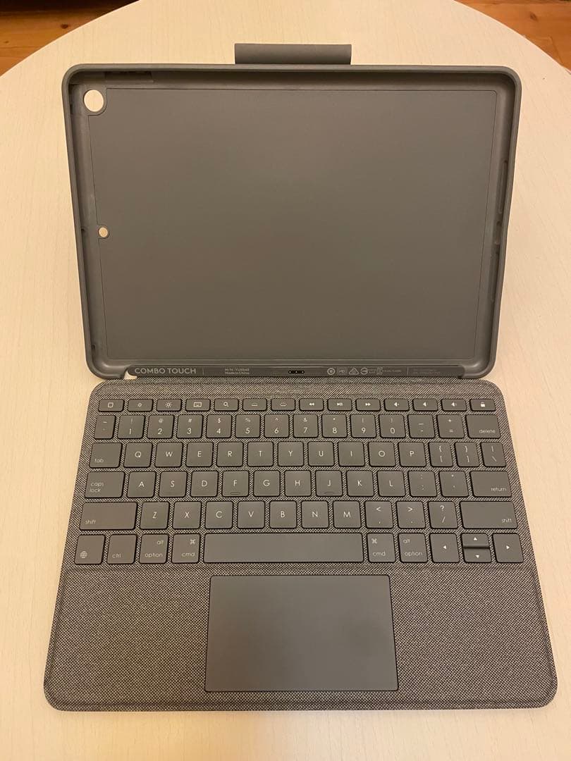 Logicool Combo Touch iPad 第7~9世代用