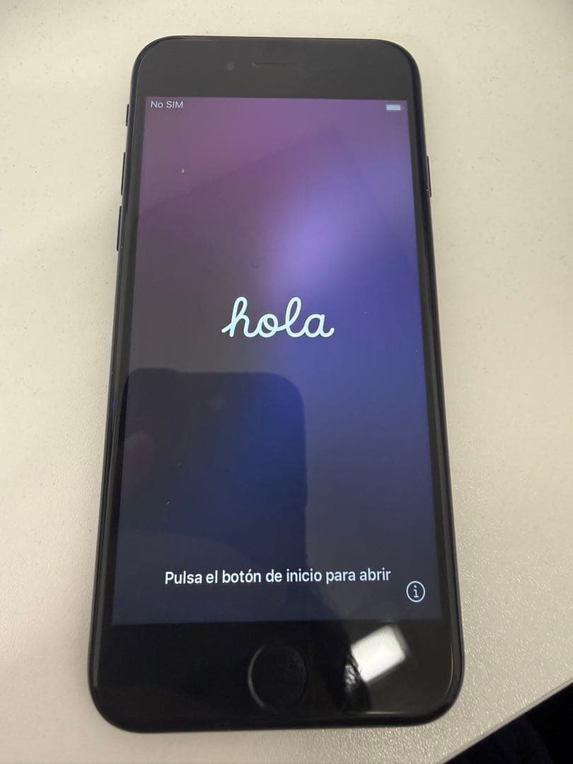 Apple iPhone SE 128GB 黒（第3世代）