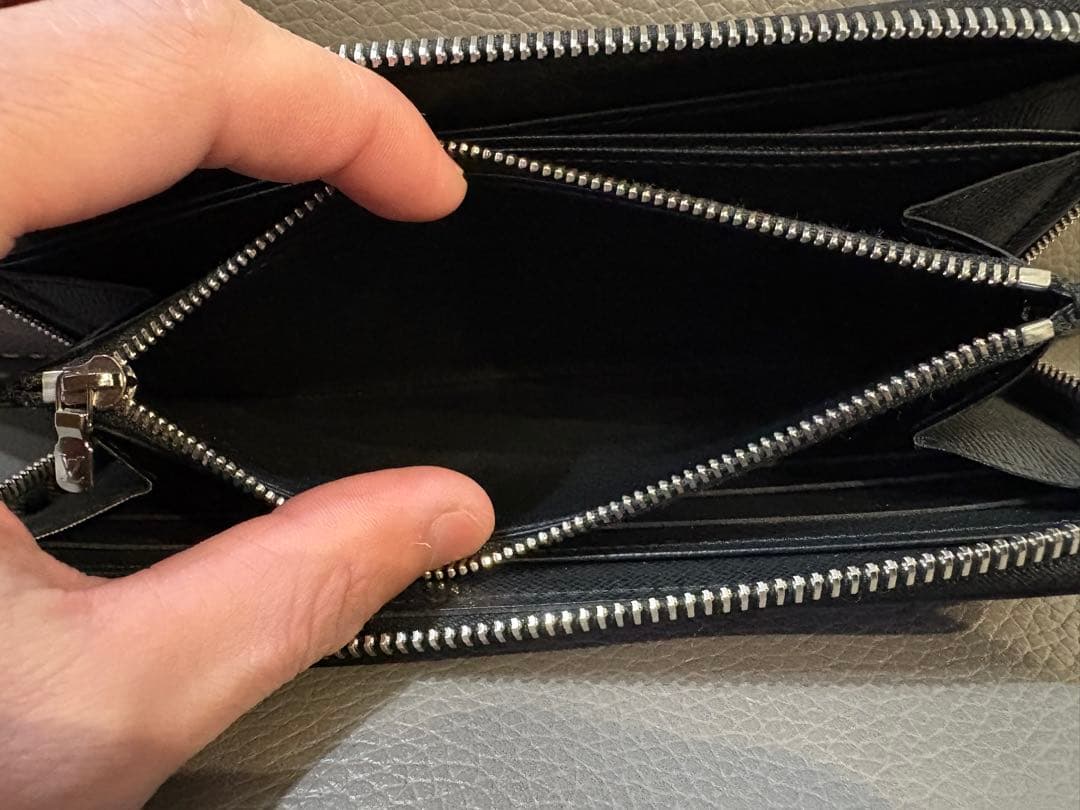 ト*う様 LOUIS VUITTON エピ 長財布