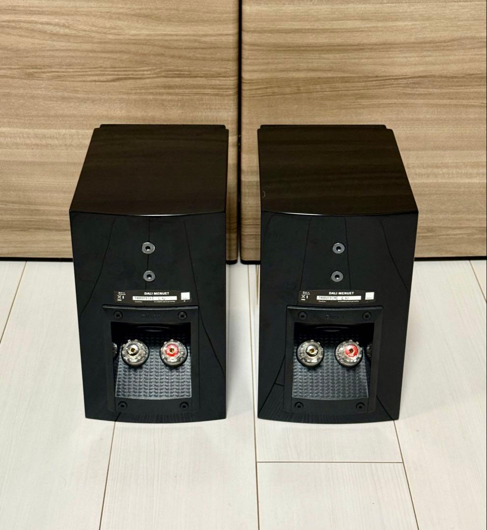 美品 DALI MENUET スピーカー ピアノブラック ダリ ブックシェルフ