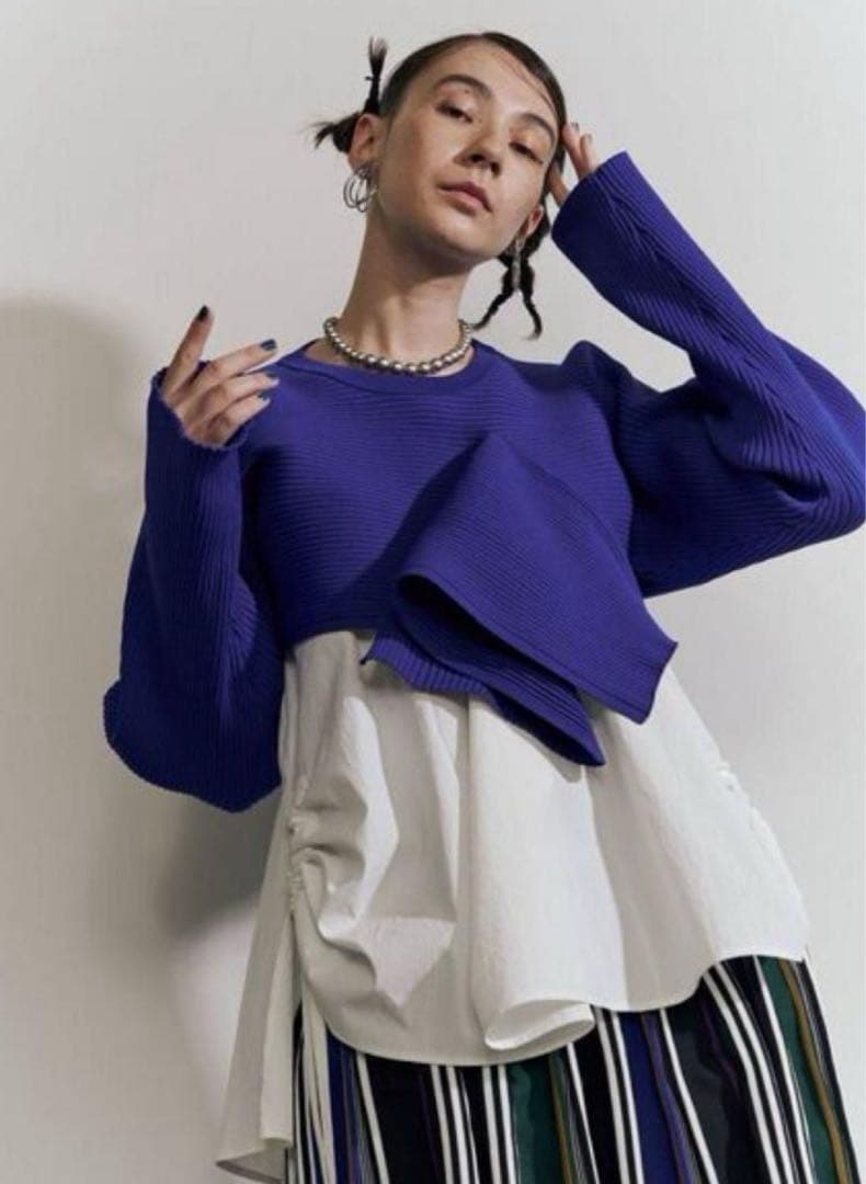 UN3D. ウェーブラインギャザーキャミソール