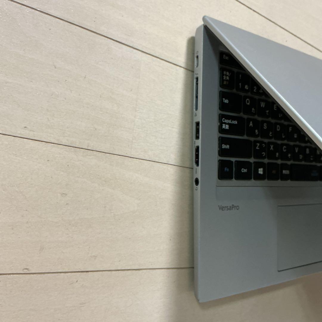 NEC pc-vkm17bzg4 i5-8350U/240GBノートパソコン