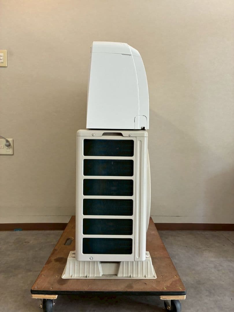 ◯1933 東芝【RAS-K281E3DX】 2023年 10畳　エアコン 中古