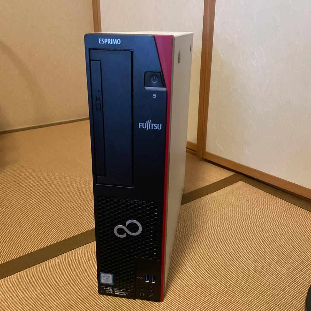 富士通デスクトップ Core i3-7100 /メモリ8GB /SSD128GB