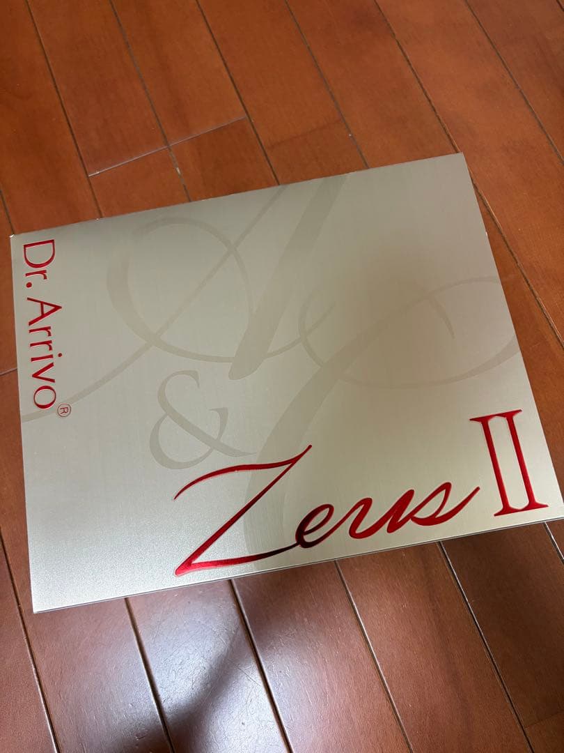 Dr. Arrivo Zeus II 美顔器　artistic&co