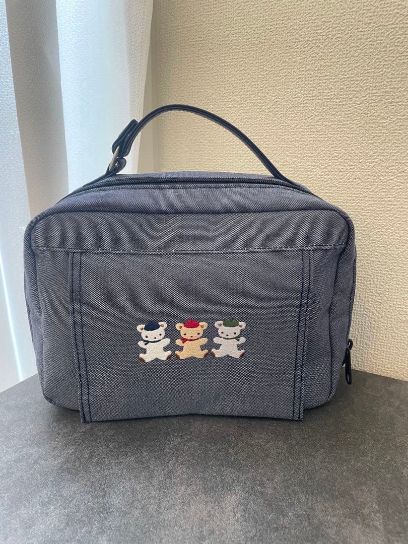 【美品】【新品未使用】familiar おむつポーチ