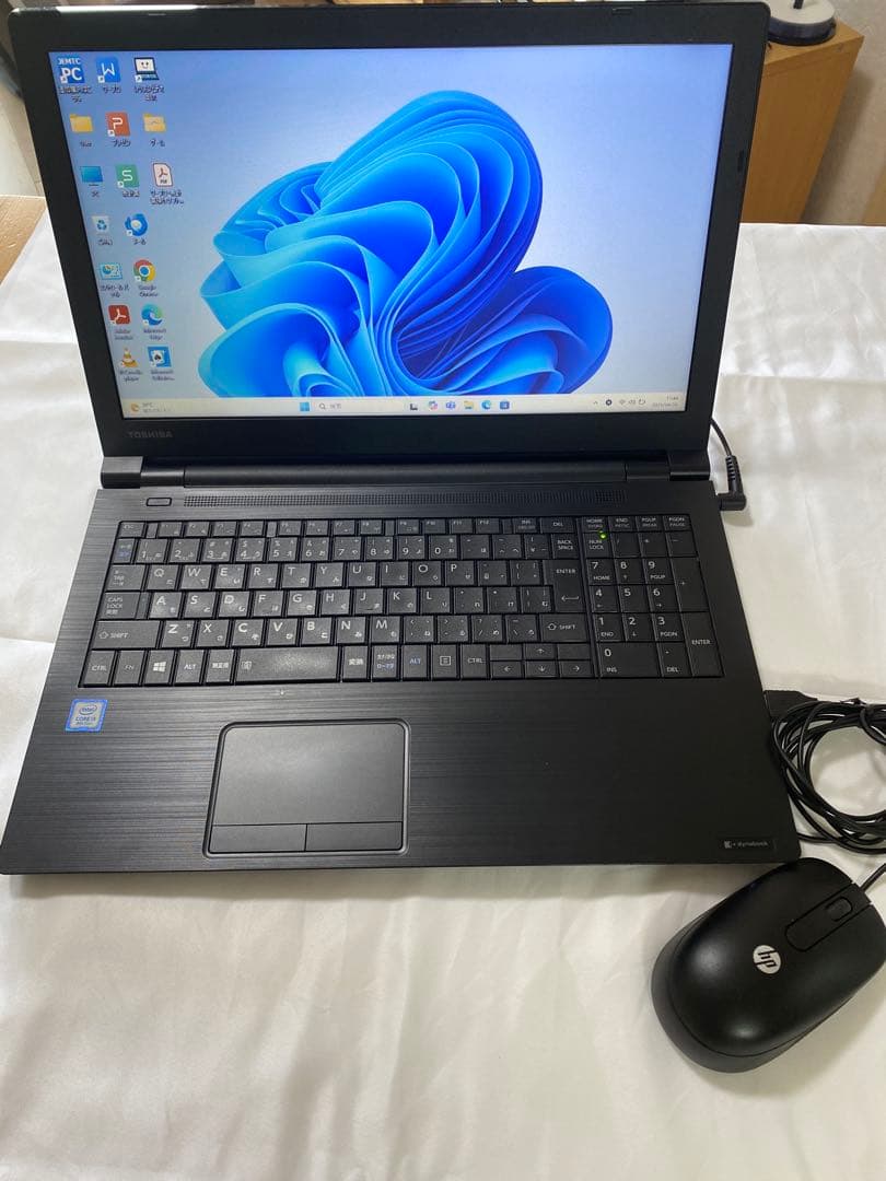 美品dynabook Windows 11 ノートPC マウス付き