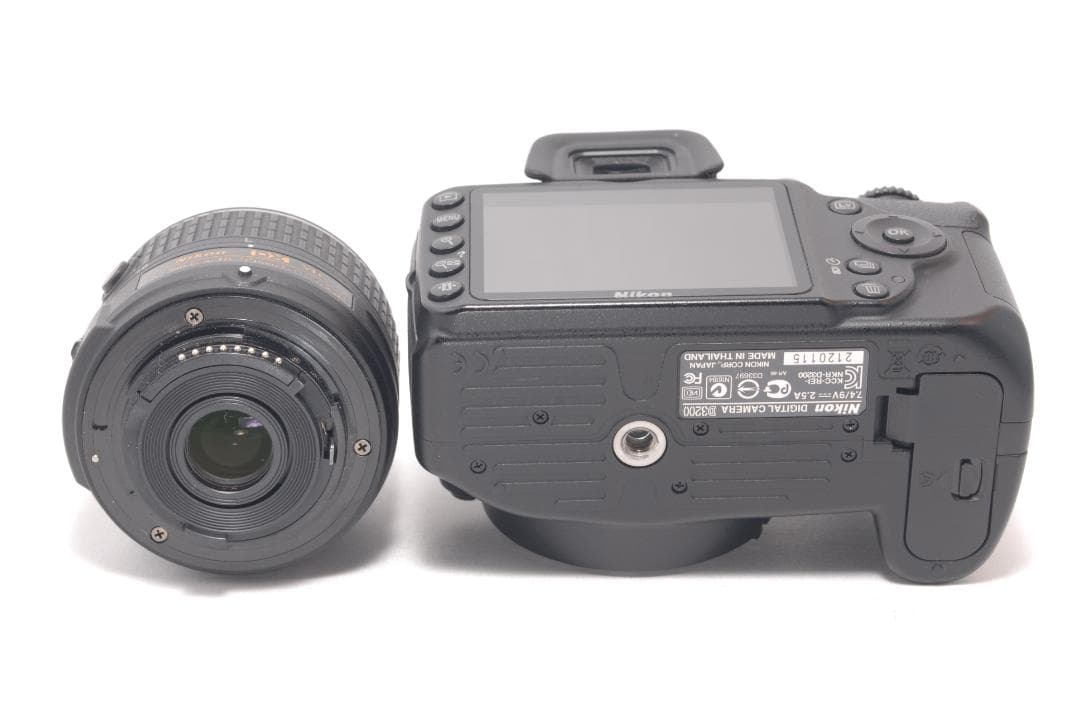⭐️手ぶれ補正レンズ⭐️Nikon D3200　ニコン　デジタル一眼レフ