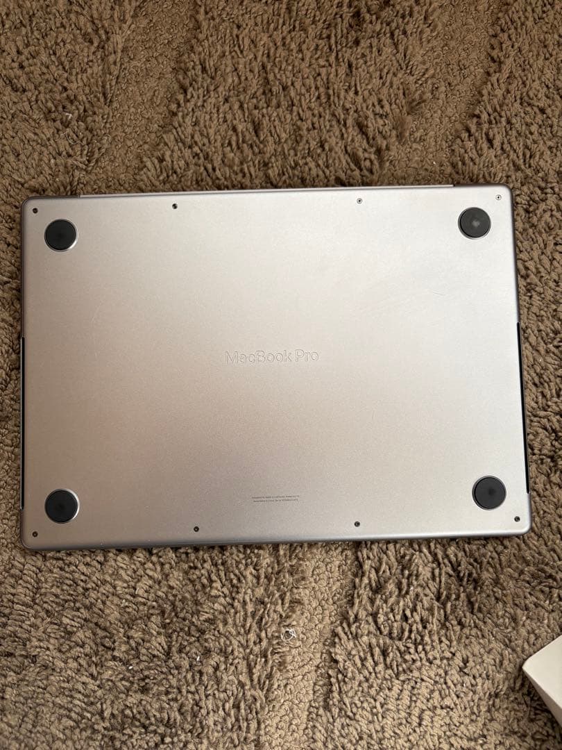 MacBook Pro M2pro 14インチ