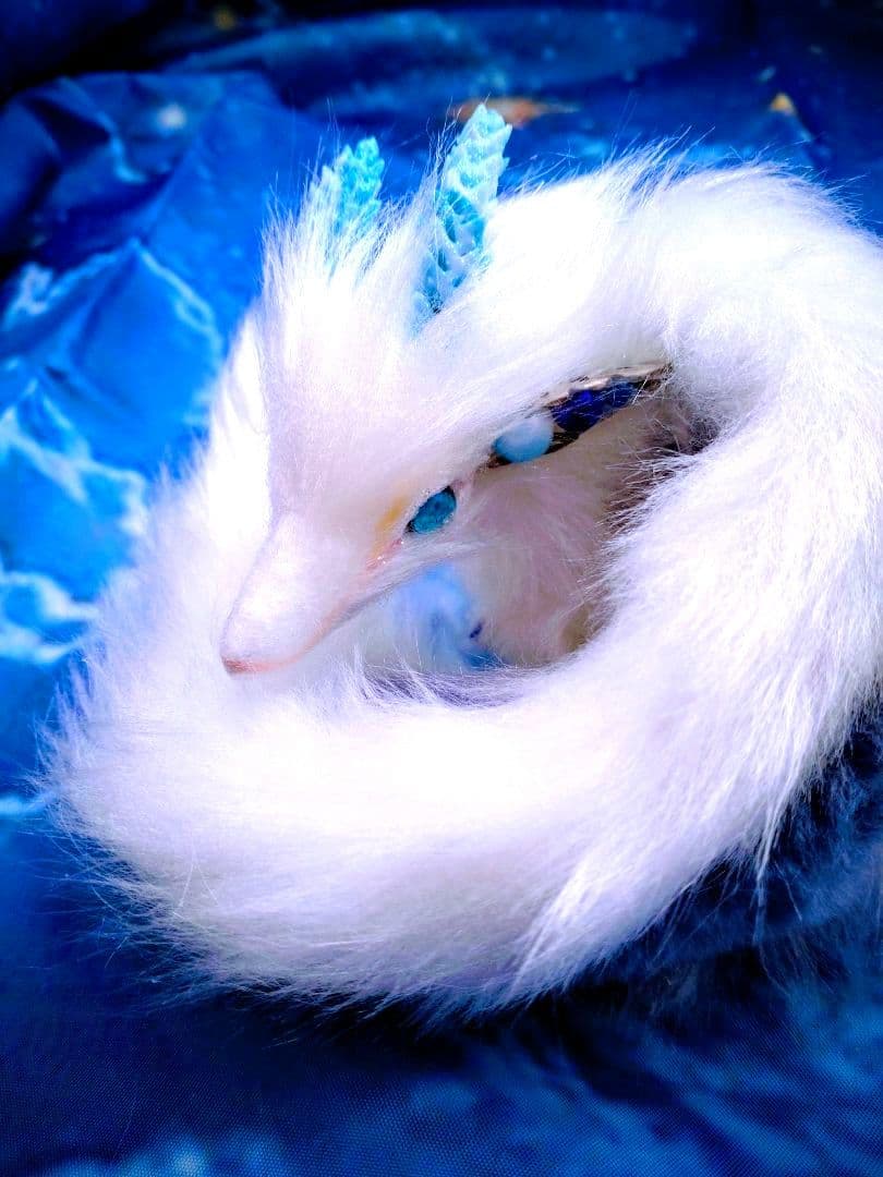 ふわふわな龍DragonドラゴンArtDollハンドメイドぬいぐるみアートドール