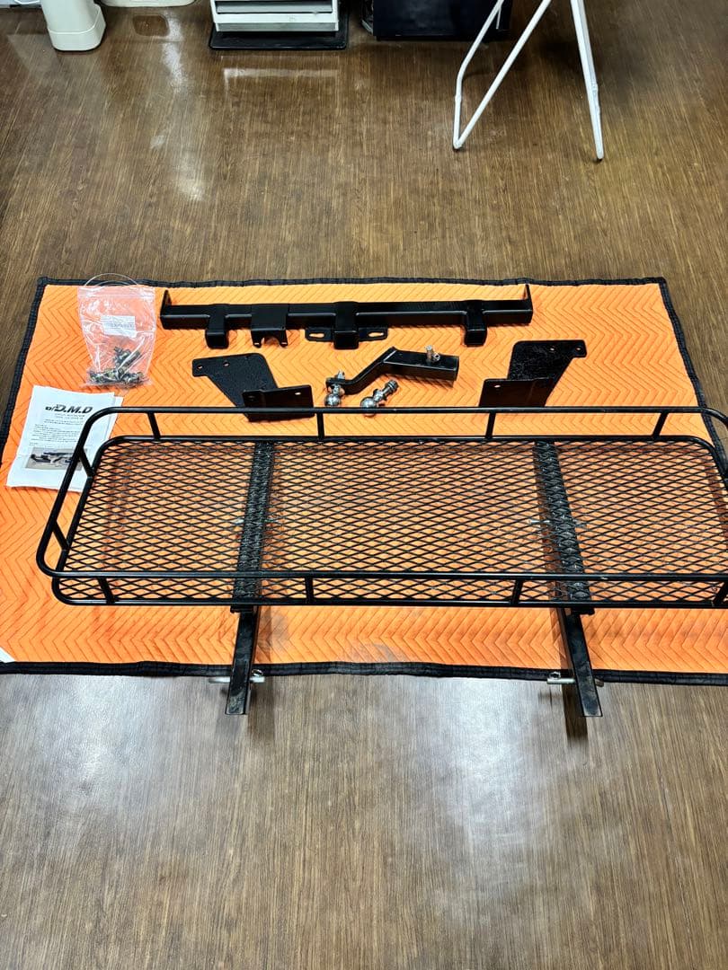 CR papa 様用DMDヒッチメンバー３本出しヒッチキャリア　ハイエース