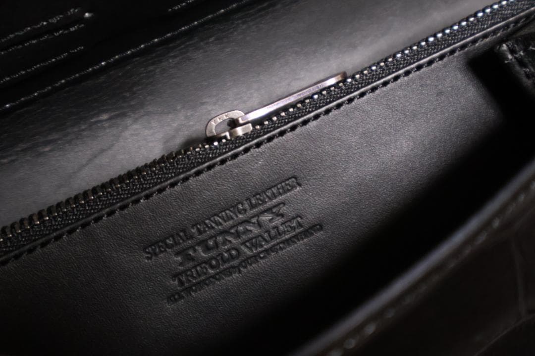 新品未使用 ファニー FUNNY トリフォード ポロサス 小銭入れ付き 長財布