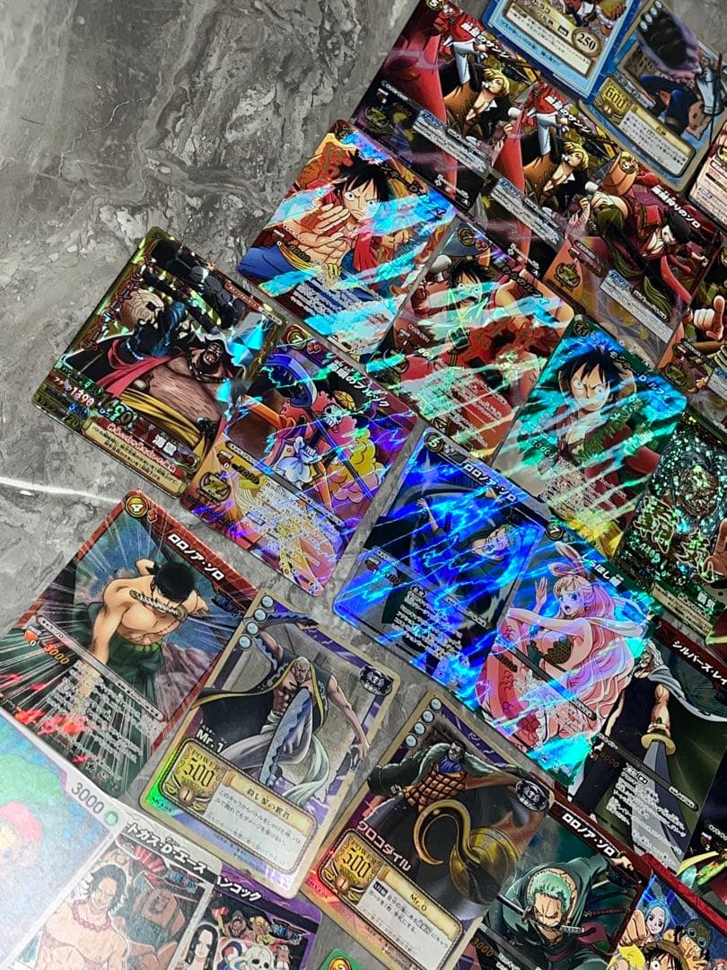 希少　限定品　ミラバト　ワンピース　ミラクルバトルカードダス 　ルフィ　ゾロ