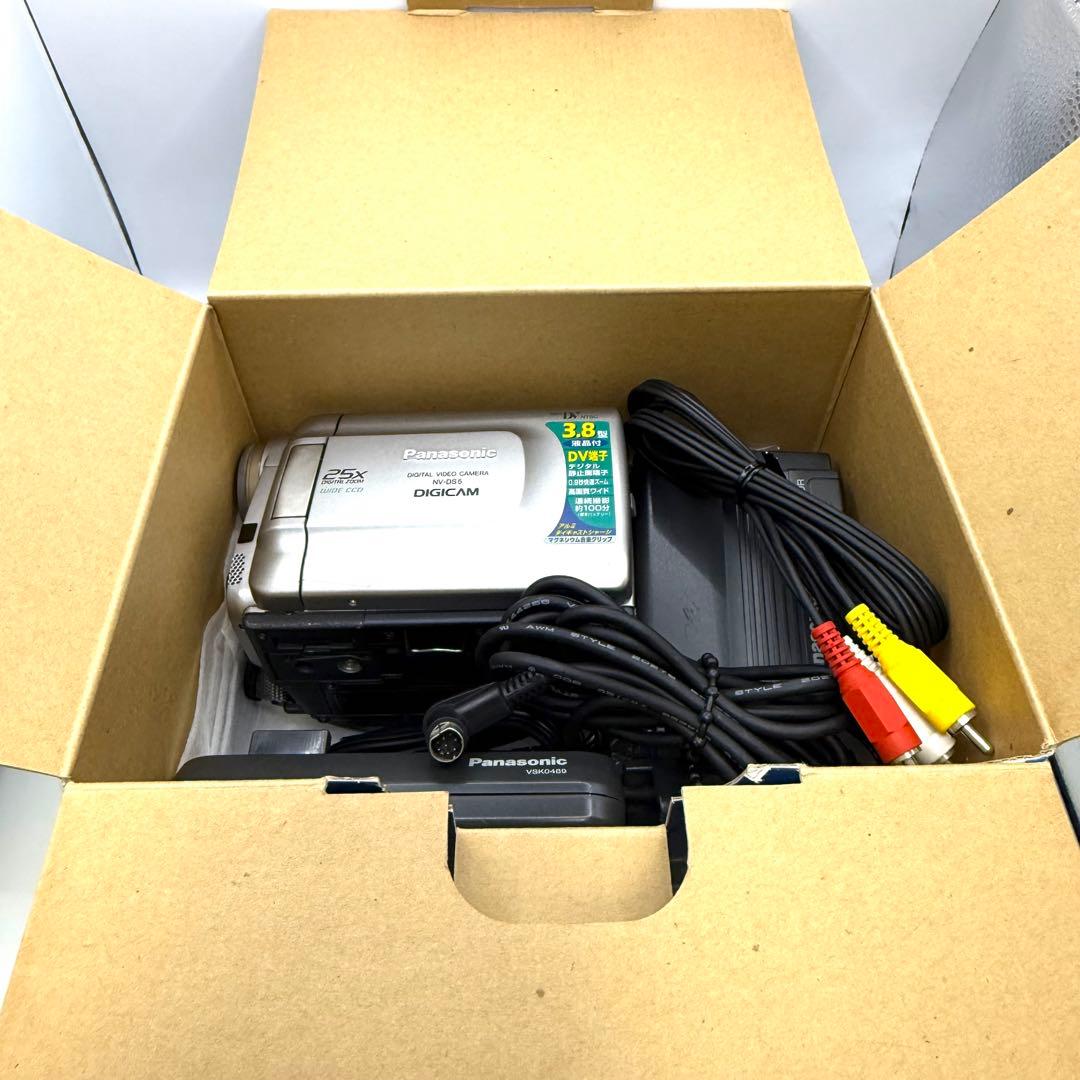 miniDVのダビングに！ Panasonic ビデオカメラ NV-DS5
