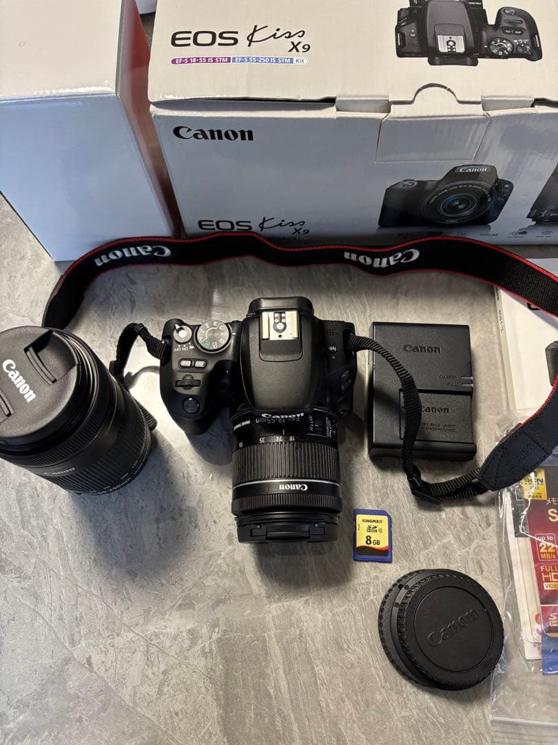 美品Canon EOS kiss X9 ダブルレンズセット