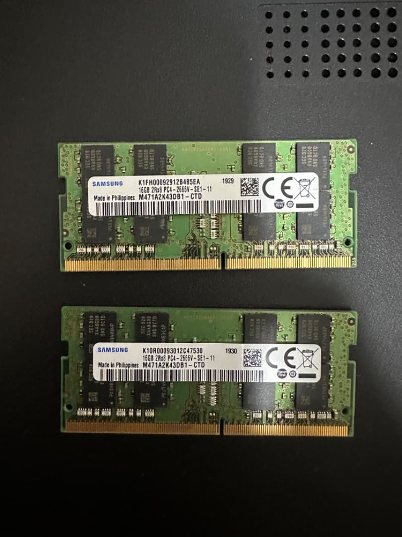 Samsung DDR4 32GB 2666メモリ