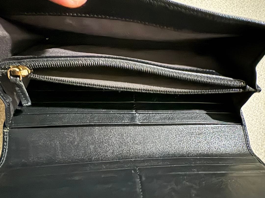 FENDI ブラック 長財布 箱付き