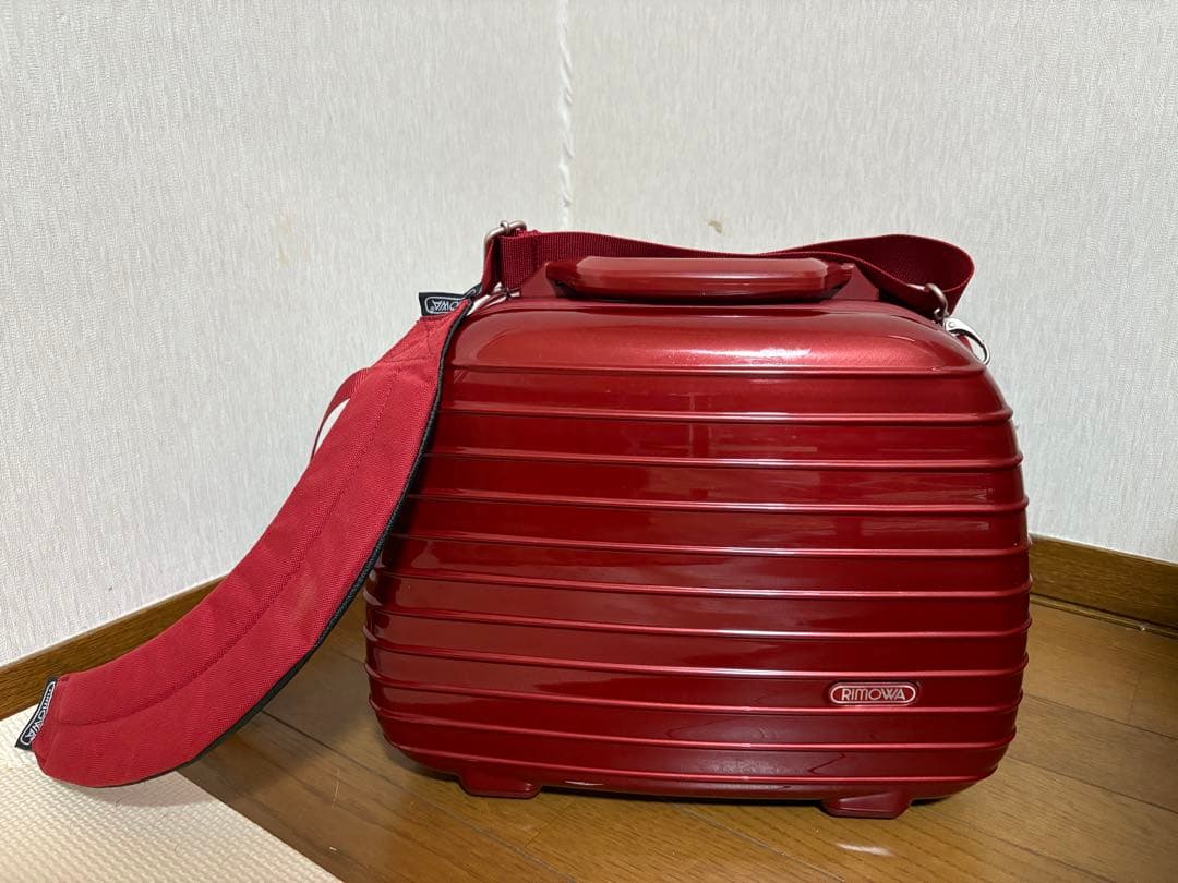 赤いストライプボストンバッグ