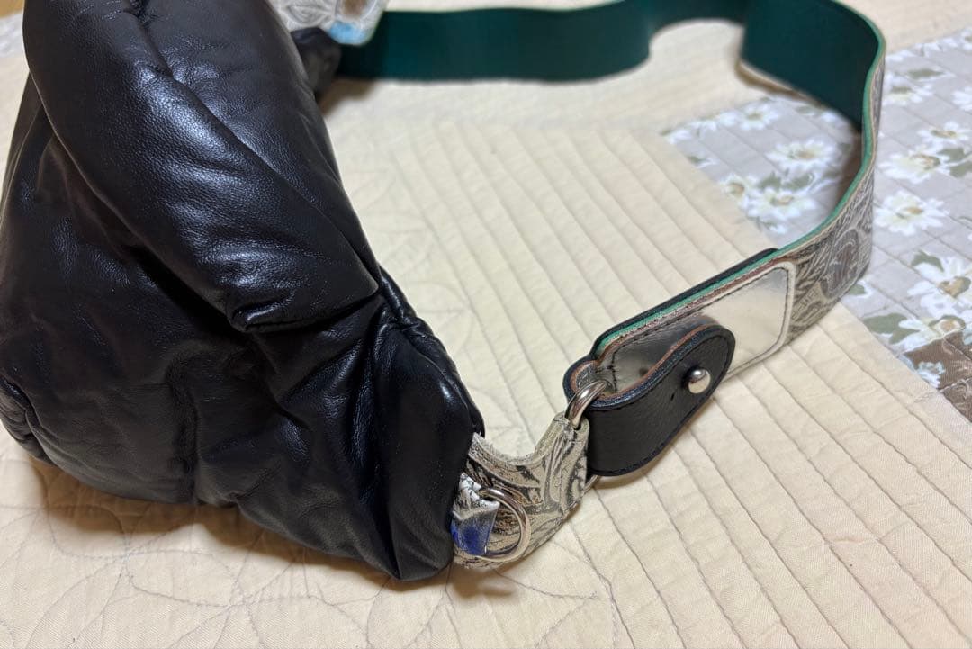 ★ほぼ未使用★美品 JUCO. ジュコ ボディバッグ ウエストポーチ 花柄 黒