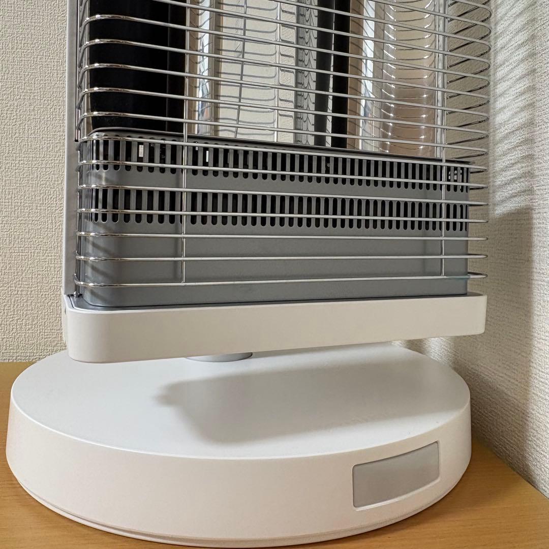ダイキン 遠赤外線暖房機 セラムヒート ERFT11ZS-W 2023年製